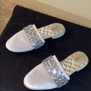 Birdie’s “The Songbird” slippers